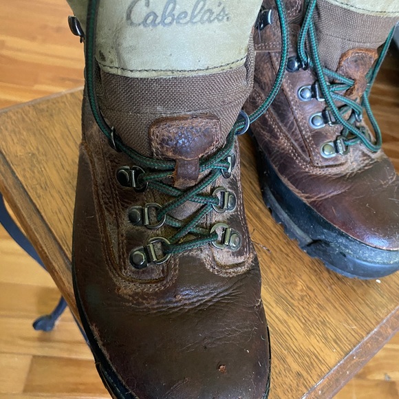 Cabela’s Women’s Hiking Boots - Picture 3 of 3